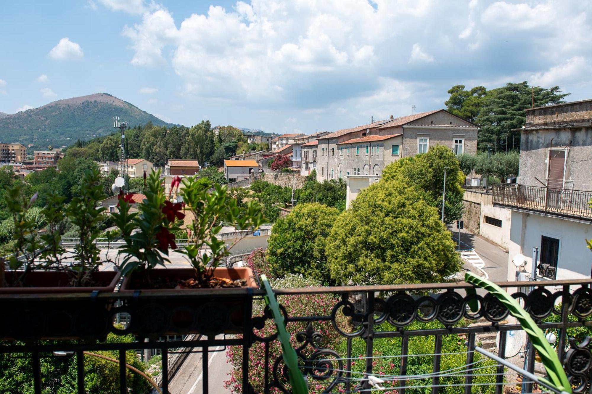 Mandevilla Home Caiazzo Εξωτερικό φωτογραφία